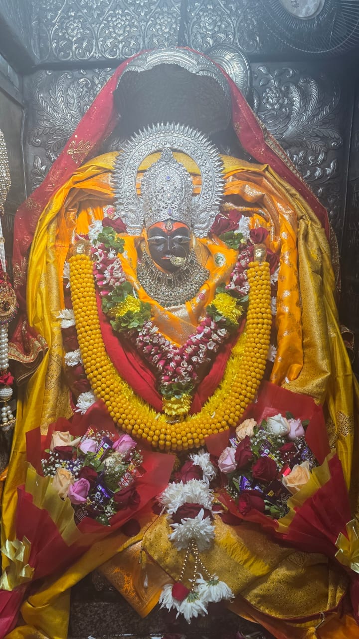 मां शारदा 