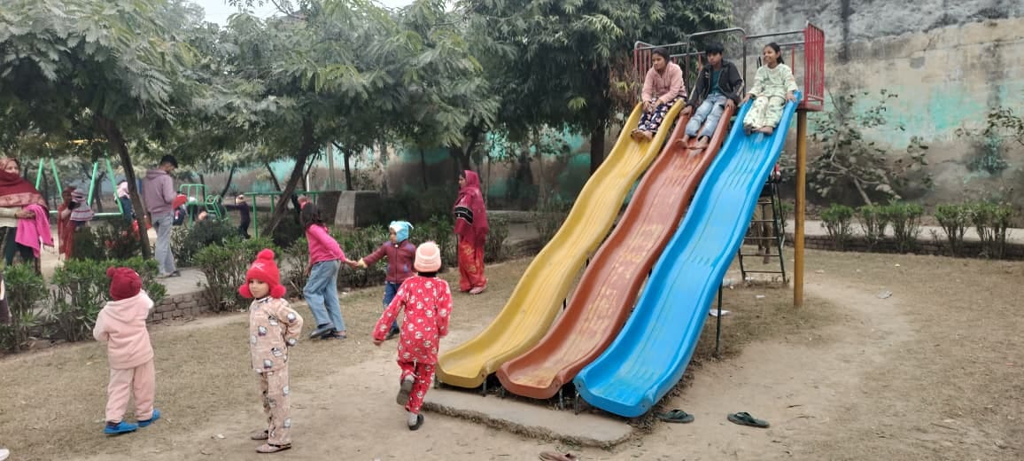 नए साल के पहले दिन बृहस्पतिवार को होली मोहल्ला में होता सुंदर कांड। संवाद नए साल के पहले दिन बृहस्पतिवार को होली मोहल्ला में होता सुंदर कांड। संवाद