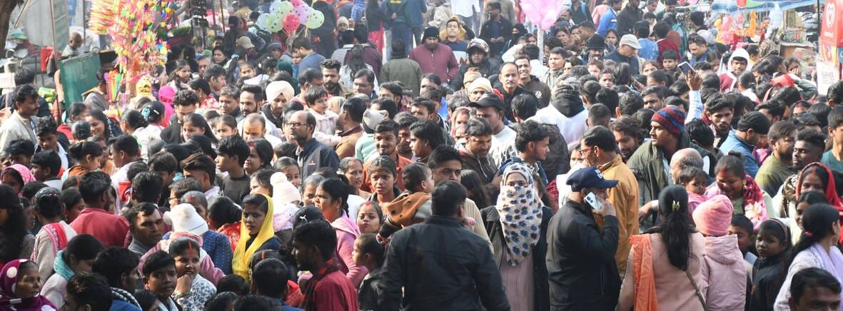 आस्था से सजी नववर्ष की सुबह आस्था से सजी नववर्ष की सुबह