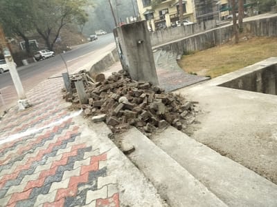 -राजेश ठाकुर, जागरूक पाठक।