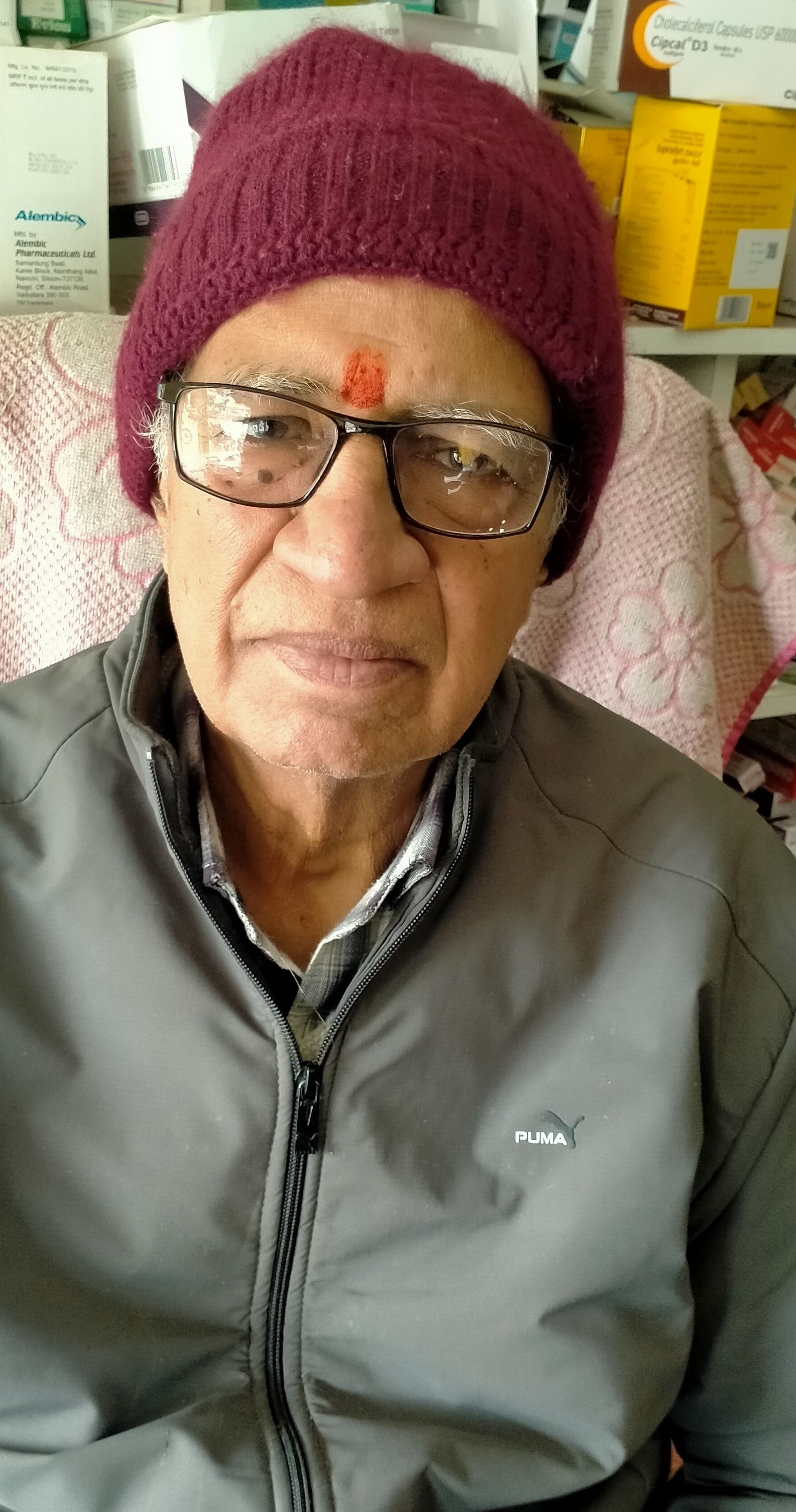 फोटो संख्या:60- बालाजी चौक के नजदीक नगर पालिका की ओर से बनाई गई अस्थाई पार्किंग में खड़े कम वाह फोटो संख्या:60- बालाजी चौक के नजदीक नगर पालिका की ओर से बनाई गई अस्थाई पार्किंग में खड़े कम वाह