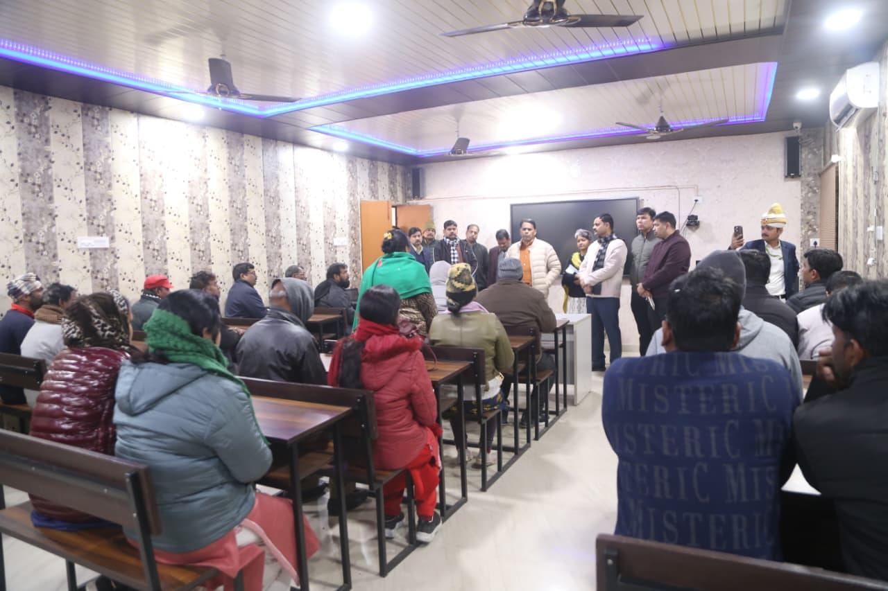 राज्य मंत्री नरेंद्र कश्यप ने राजकीय दृष्टिबाधित इंटर कॉलेज का किया निरीक्षण। स्रोत ः संस्थान
