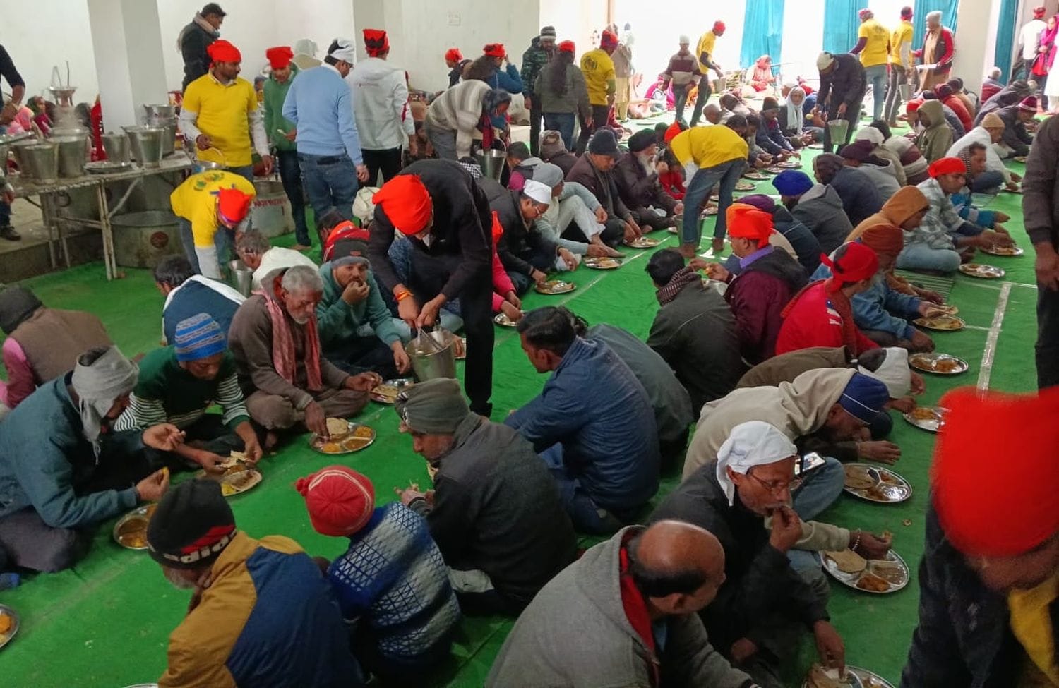 फोटो 03 एमएएचपी 03 परिचय-प्रकाशोत्सव पर्व पर निकली शोभायात्रा में शामिल पंचप्यारे। संवाद फोटो 03 एमएएचपी 03 परिचय-प्रकाशोत्सव पर्व पर निकली शोभायात्रा में शामिल पंचप्यारे। संवाद