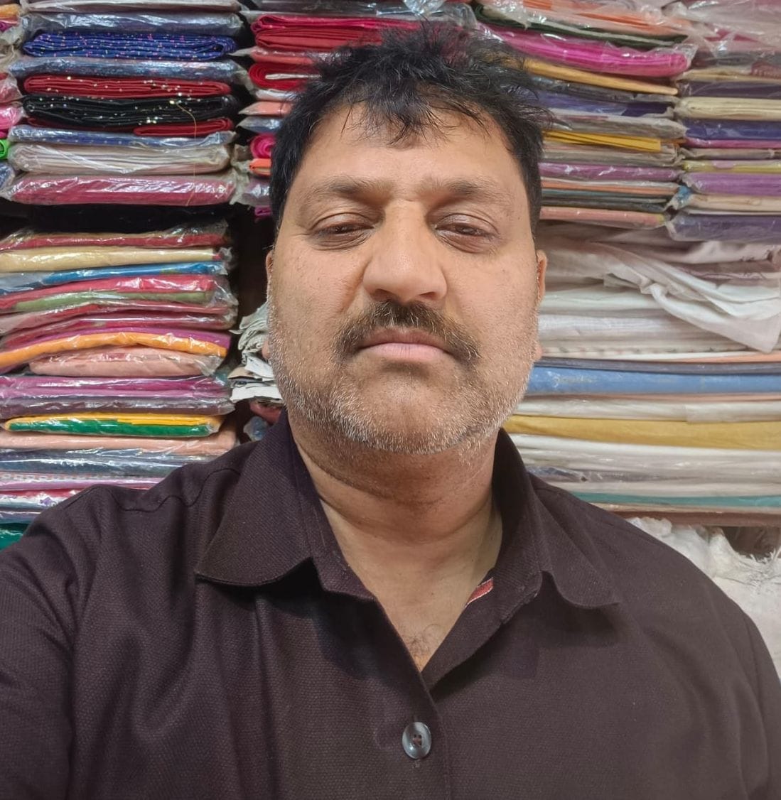 फोटो संख्या:64- बस स्टैंड के सामने लगे कैमरे---संवाद