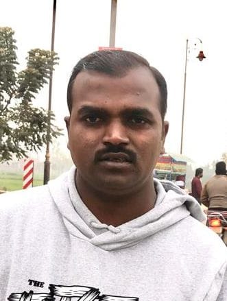 ककरा स्थित चार्जिंग स्टेशन पर विद्युत कनेक्शन नहीं होने से बंद पड़ी मशीनें। स्रोत:निगम