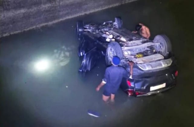 आयुष की फाइल फोटो