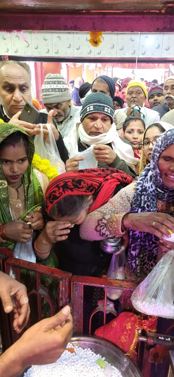 भद्रकाली मंदिर पर माता के दर्शन के लिए पहुंचे श्रद्धालु स्रोत संवाद