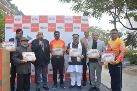 गीता का संदेश देेने के लिए निकाली साइकिल यात्रा