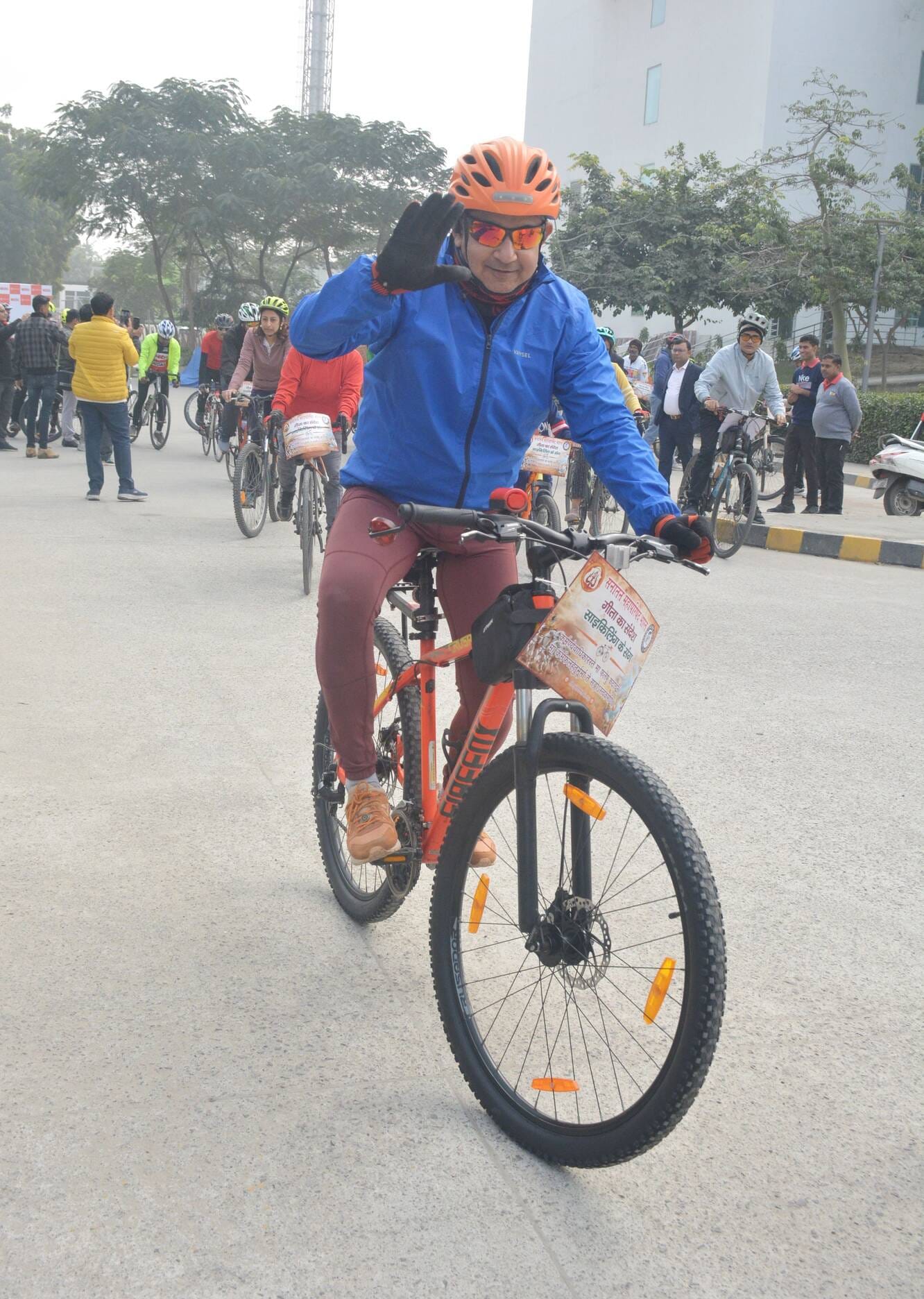 गीता का संदेश देेने के लिए निकाली साइकिल यात्रा