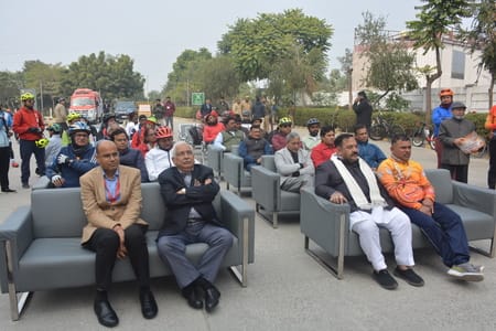 गीता का संदेश देेने के लिए निकाली साइकिल यात्रा