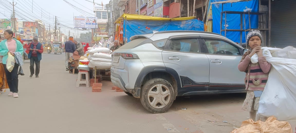 शहर के गोला बाजार में हुआ अतिक्रमण-संवाद