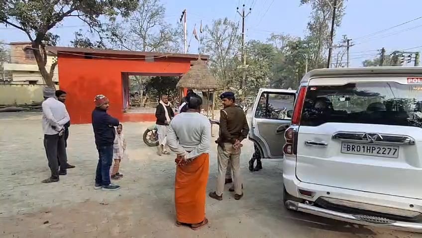 मौके पर पहुंची पुलिस