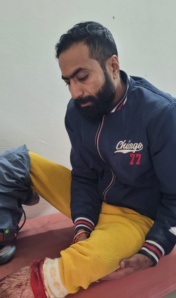 स्योहारा में पकड़ा गया बडे भाई की हत्या कराने का आरोपी छोटा भाई दुष्यंत। स्रोत पुलिस।