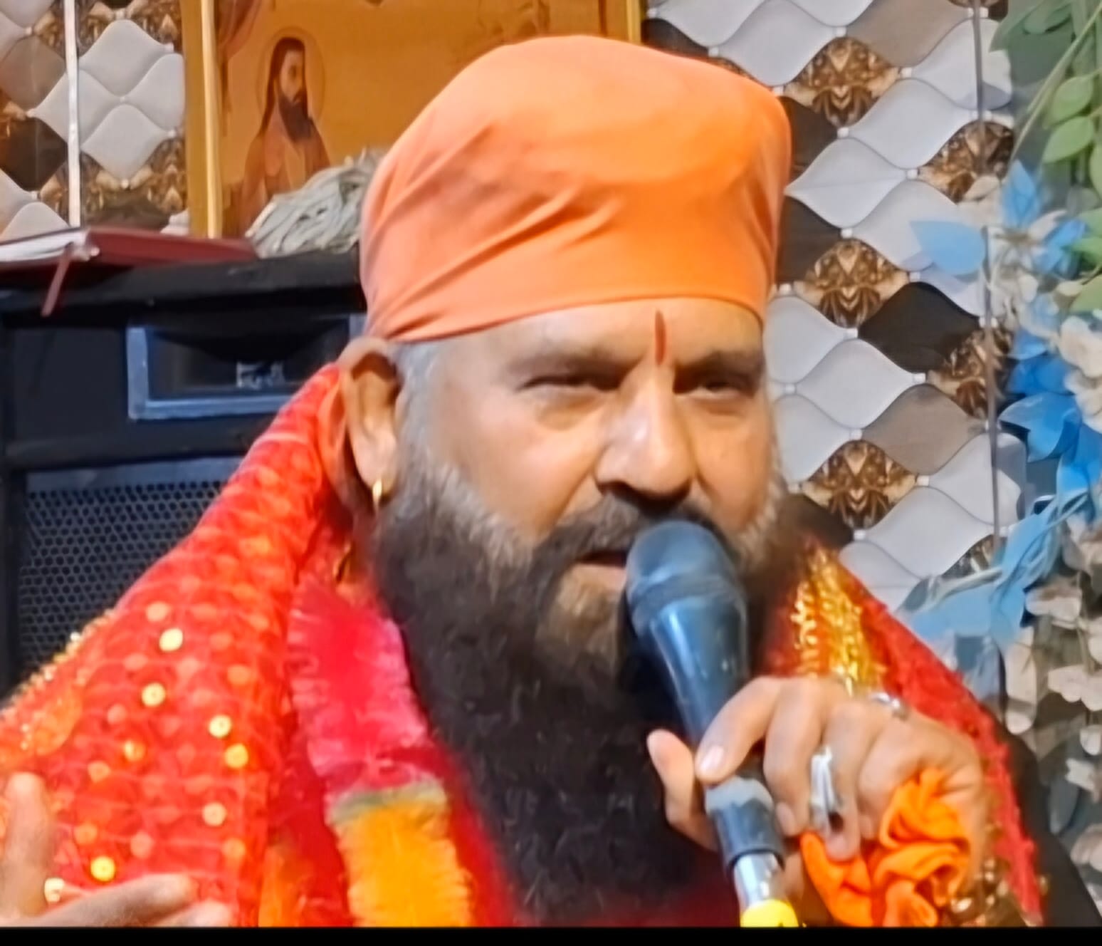 विशाल संत सम्मेलन और कीर्तन दरबार में मौजूद श्रद्धालु। प्रवक्ता विशाल संत सम्मेलन और कीर्तन दरबार में मौजूद श्रद्धालु। प्रवक्ता