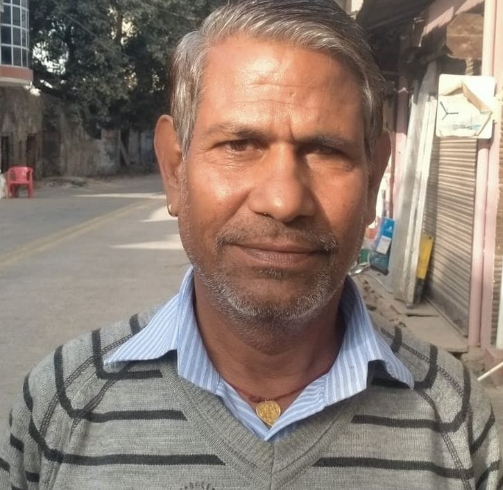 फोटो संख्या:74- टैंक में पानी में जमा शैवाल व गंदगी---संवाद फोटो संख्या:74- टैंक में पानी में जमा शैवाल व गंदगी---संवाद