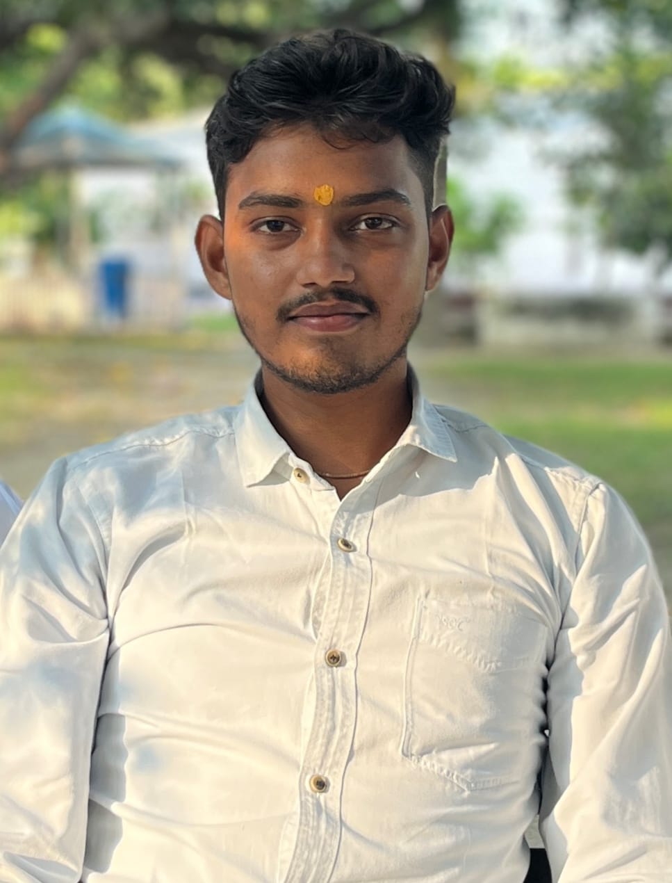 स्टेडियम रूम की टूटी खिलड़ी। संवाद स्टेडियम रूम की टूटी खिलड़ी। संवाद
