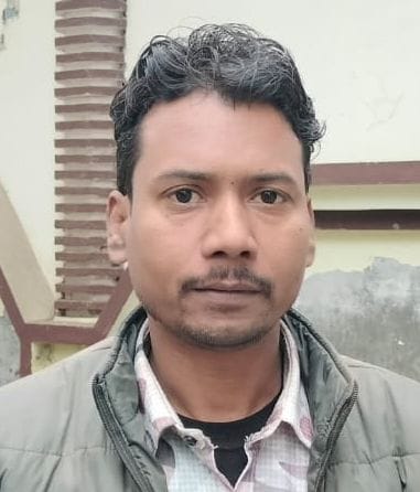 अंटा चौराहा के पास पाइप लाइन लीकेज से बह रह सड़क पर पानी। संवाद अंटा चौराहा के पास पाइप लाइन लीकेज से बह रह सड़क पर पानी। संवाद