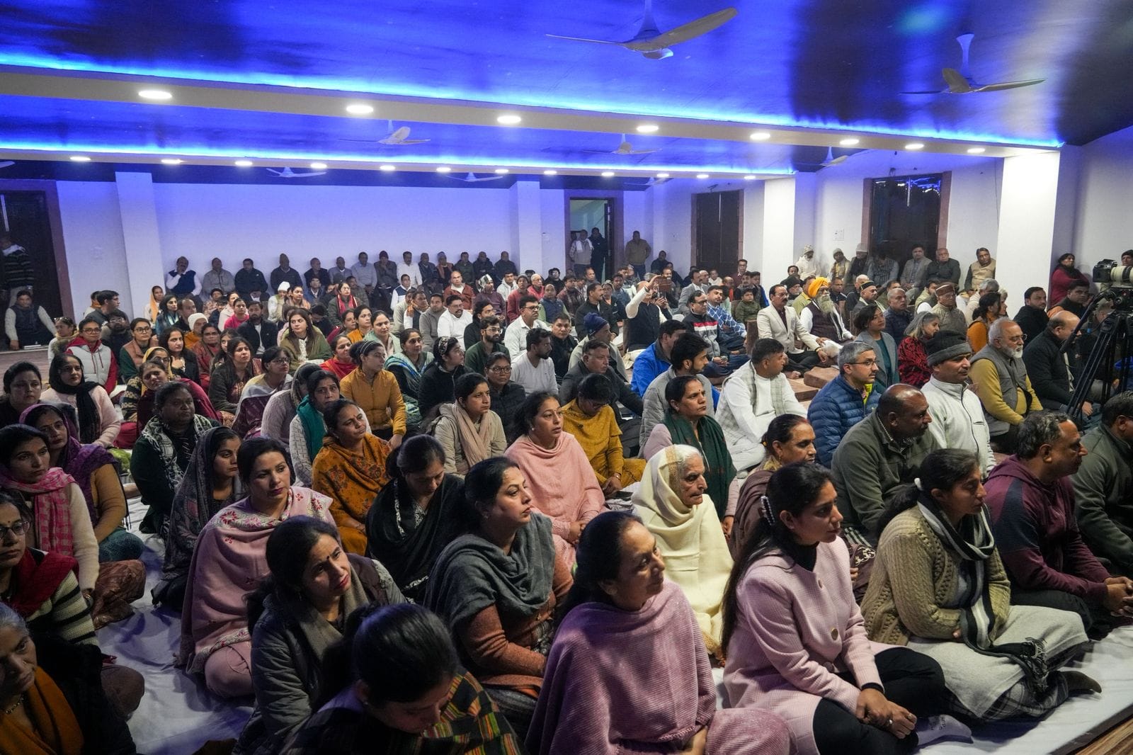 कुरुक्षेत्र। सकट चतुर्थी पर गणेश जी की पूजा अर्चना करते स्वामी ज्ञानानंद। विज्ञप्ति कुरुक्षेत्र। सकट चतुर्थी पर गणेश जी की पूजा अर्चना करते स्वामी ज्ञानानंद। विज्ञप्ति