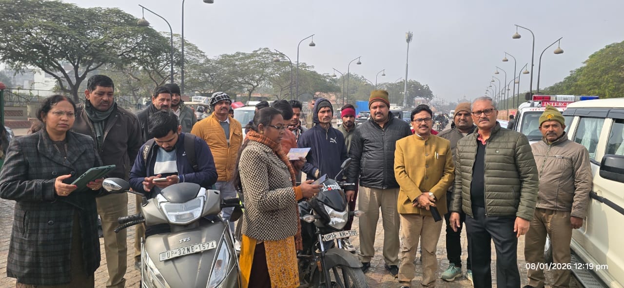 नशे में धुत बाइक सवार सहित 138 के कटे चालान नशे में धुत बाइक सवार सहित 138 के कटे चालान