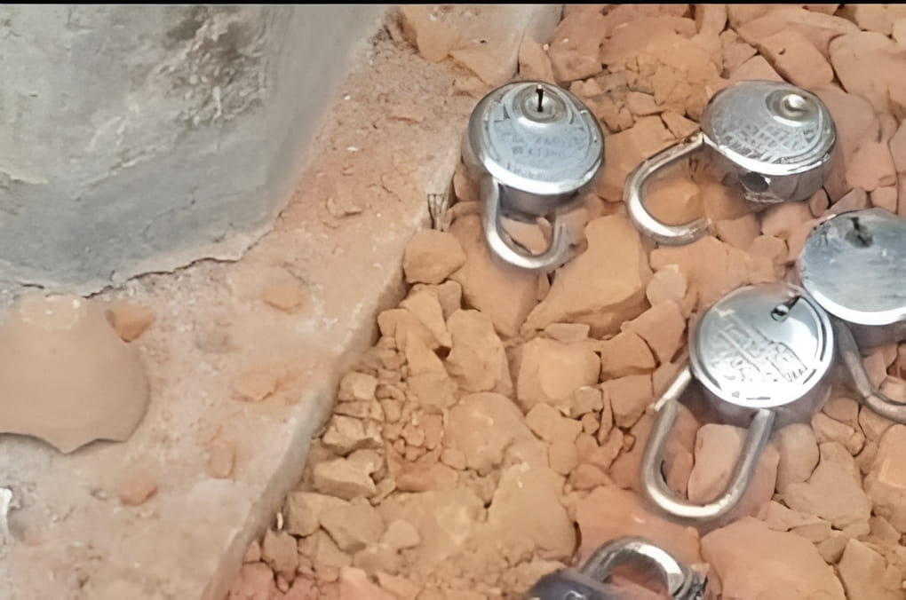 रघुवीर, पीड़ित रघुवीर, पीड़ित