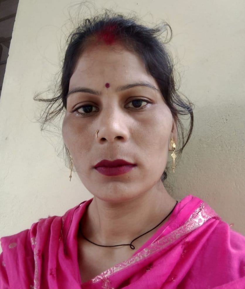 आरती देवी।