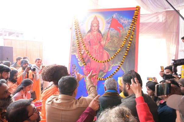 रामाधीन सिंह उत्सव स्थल में सकल हिंदू समाज रामदीन बस्ती विवेकानंद नगर की ओर से हुआ कार्यक्रम। 