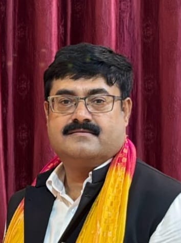 सुमन त्रिपाठी, प्रधानाचार्य, पीबी गर्ल्स इंटर काॅलेज, अखबार वाली खबर में सुमन त्रिपाठी, प्रधानाचार्य, पीबी गर्ल्स इंटर काॅलेज, अखबार वाली खबर में