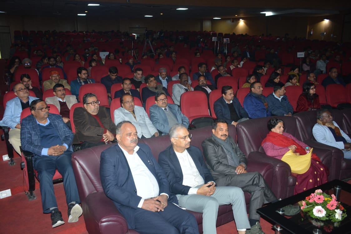 बाबासाहेब भीमराव अंबेडकर केंद्रीय विश्वविद्यालय में हुआ यूनिवर्सिटी डे। बाबासाहेब भीमराव अंबेडकर केंद्रीय विश्वविद्यालय में हुआ यूनिवर्सिटी डे।
