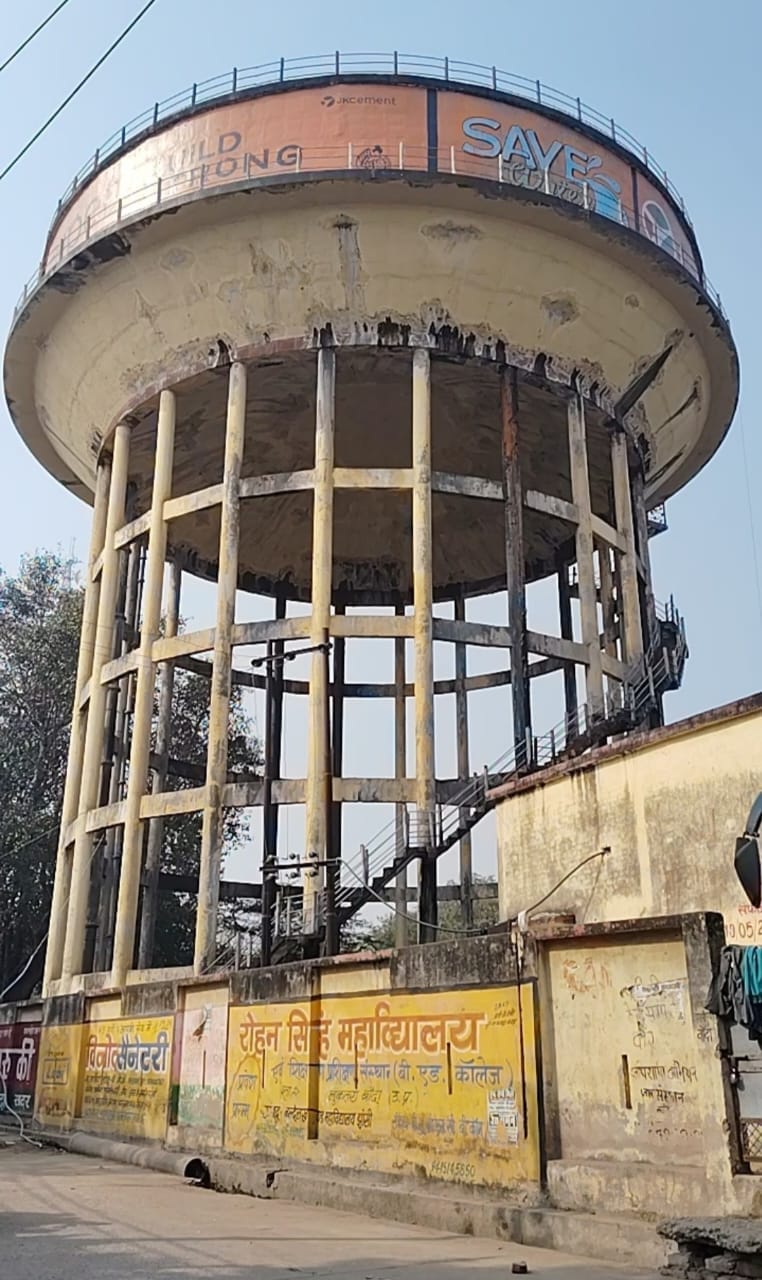 फोटो- 10 गूलरनाका टंकी में अंकित मई में हुई सफाई।