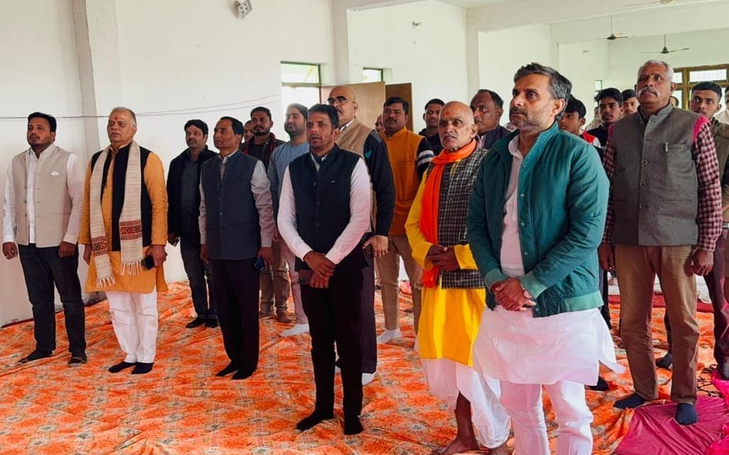 फोटो-27-सम्मेलन को संबाेधित करते संघ के सह प्रांत प्रचारक संजय। संवाद फोटो-27-सम्मेलन को संबाेधित करते संघ के सह प्रांत प्रचारक संजय। संवाद