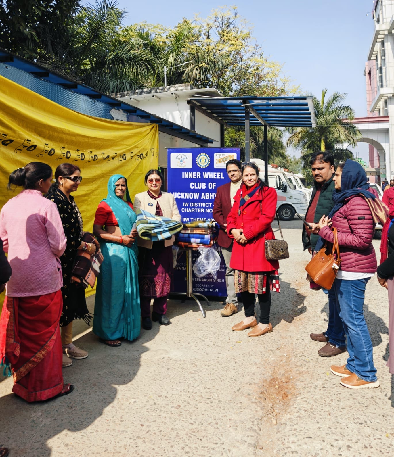इनर व्हील डे पर मनाया गया, गरीबों को बांटे कंबल इनर व्हील डे पर मनाया गया, गरीबों को बांटे कंबल