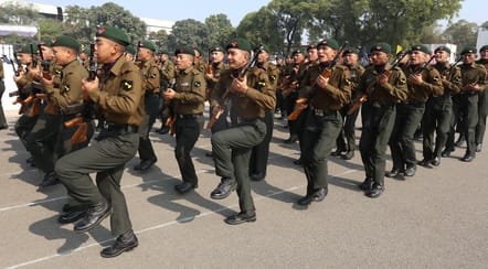 पुलिस लाइन में शनिवार से गणतंत्र दिवस परेड की रिहर्सल शुरू हुई। -संवाद पुलिस लाइन में शनिवार से गणतंत्र दिवस परेड की रिहर्सल शुरू हुई। -संवाद