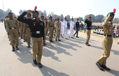 पुलिस लाइन में शनिवार से गणतंत्र दिवस परेड की रिहर्सल शुरू हुई। -संवाद पुलिस लाइन में शनिवार से गणतंत्र दिवस परेड की रिहर्सल शुरू हुई। -संवाद