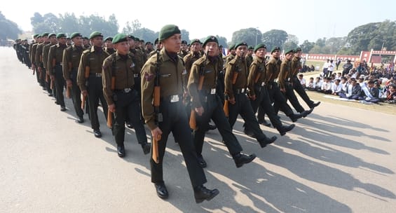 पुलिस लाइन में शनिवार से गणतंत्र दिवस परेड की रिहर्सल शुरू हुई। -संवाद पुलिस लाइन में शनिवार से गणतंत्र दिवस परेड की रिहर्सल शुरू हुई। -संवाद