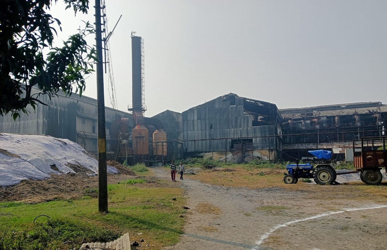 शहर के विवेकनगर में पाइप लाइन की लीकेज ठीक करने के लिए खोदा गड्ढा। स्रोत-नगर पालिका