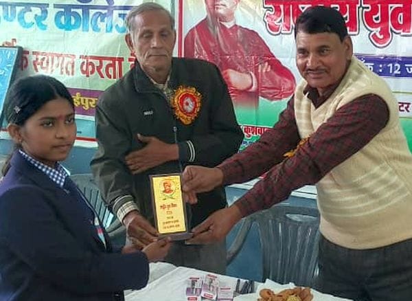 फोटो 12 एमएएचपी 21 परिचय-विवेकानंद पब्लिक स्कूल में सांस्कृतिक प्रस्तुति देते बच्चे। संवाद फोटो 12 एमएएचपी 21 परिचय-विवेकानंद पब्लिक स्कूल में सांस्कृतिक प्रस्तुति देते बच्चे। संवाद