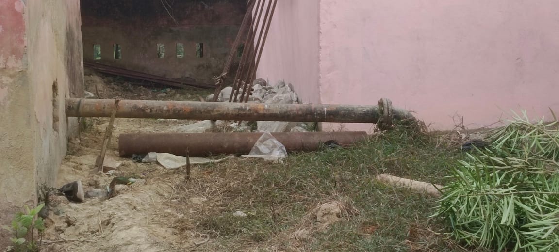 सीएचसी खलीलाबाद की पानी की टंकी, कब हुई सफाई नहीं है दर्ज=संवाद सीएचसी खलीलाबाद की पानी की टंकी, कब हुई सफाई नहीं है दर्ज=संवाद