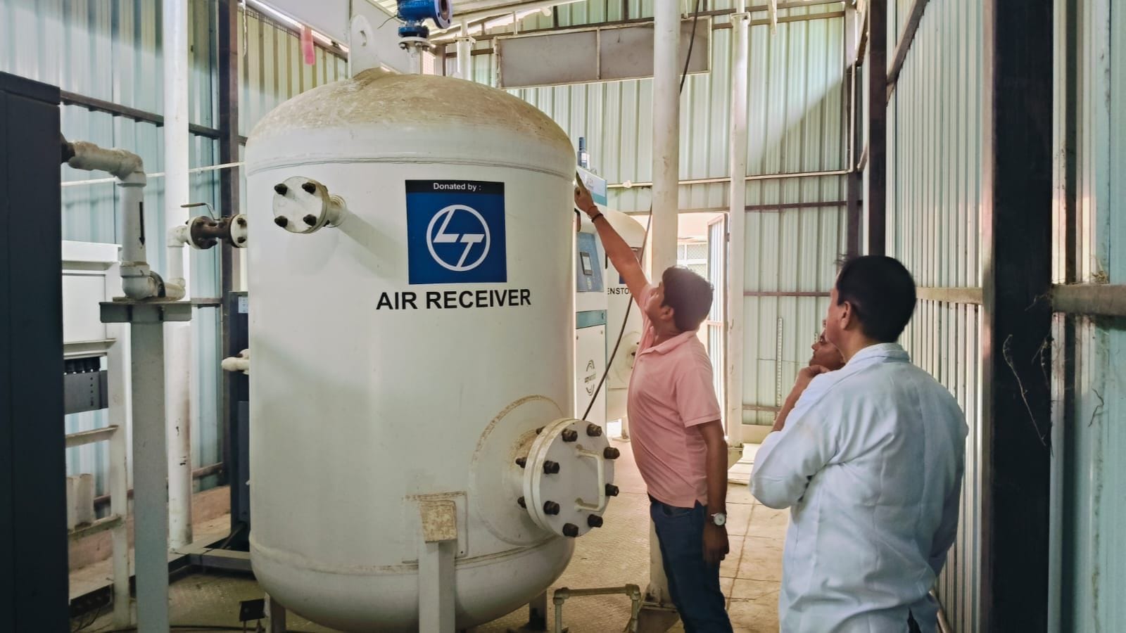 फोटो-13- जिला अस्पताल स्थित आक्सीजन प्लांट। संवाद