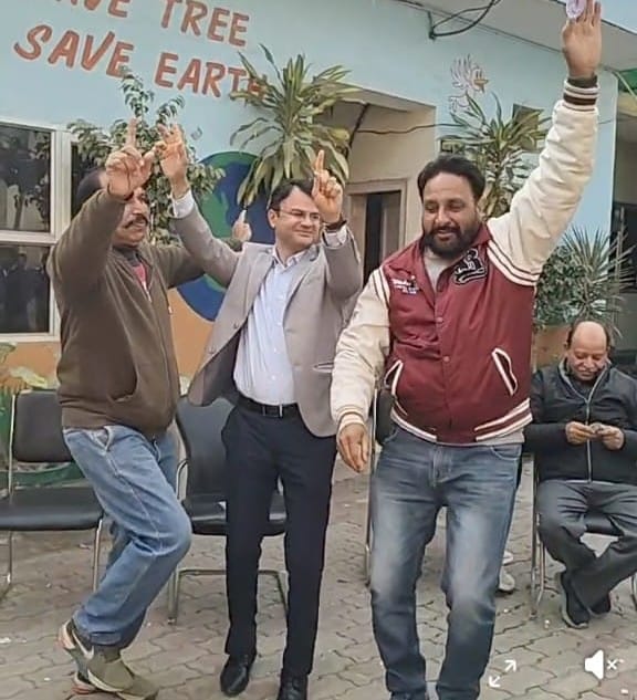 नडियाली गांव में 35वां लोहड़ी पर्व कन्याओं के नाम महोत्सव एवं महिला सम्मान समारोह का आयोजन किया नडियाली गांव में 35वां लोहड़ी पर्व कन्याओं के नाम महोत्सव एवं महिला सम्मान समारोह का आयोजन किया
