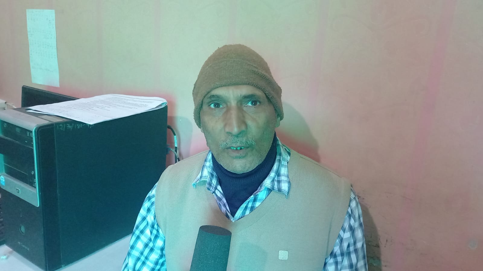 14jjrp17- झज्जर। गांव उखलचना कोट निवासी लेफ्टिनेंट निशु परिवार के साथ। स्रोत- परिवार 14jjrp17- झज्जर। गांव उखलचना कोट निवासी लेफ्टिनेंट निशु परिवार के साथ। स्रोत- परिवार