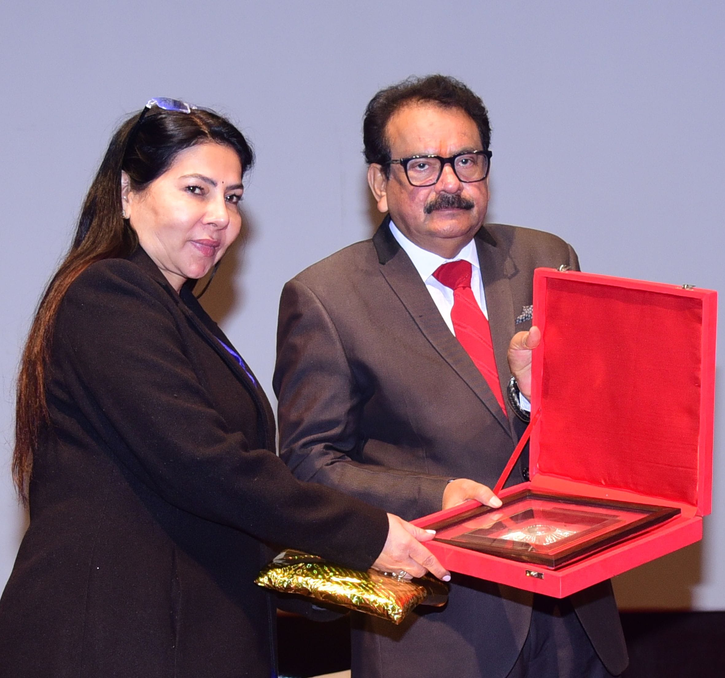 छावनी स्थित सूर्या ऑडिटोरियम में मुख्यालय मध्य उत्तर प्रदेश सब एरिया की ओर से 10वें सशस्त्र बल छावनी स्थित सूर्या ऑडिटोरियम में मुख्यालय मध्य उत्तर प्रदेश सब एरिया की ओर से 10वें सशस्त्र बल