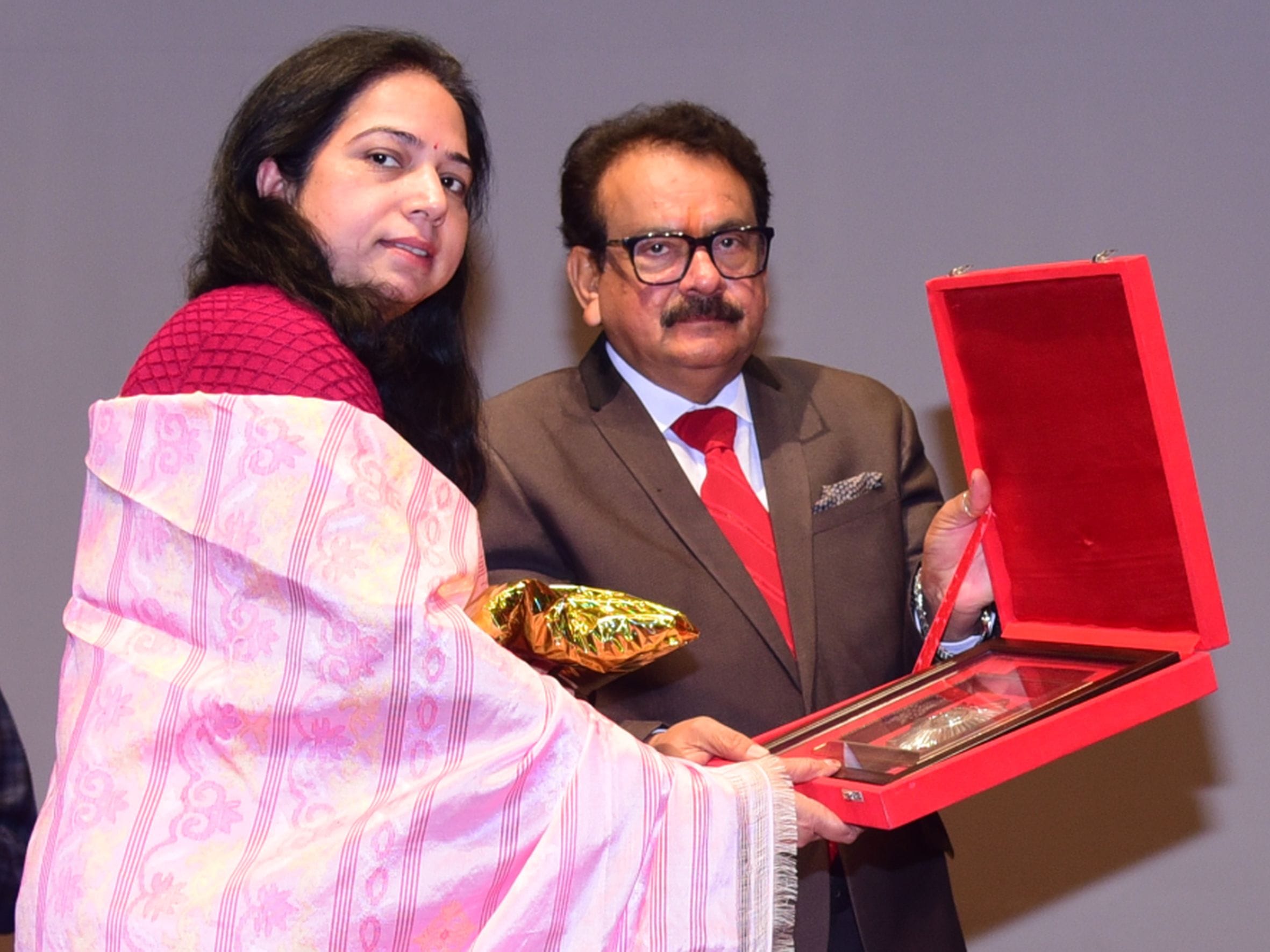 छावनी स्थित सूर्या ऑडिटोरियम में मुख्यालय मध्य उत्तर प्रदेश सब एरिया की ओर से 10वें सशस्त्र बल छावनी स्थित सूर्या ऑडिटोरियम में मुख्यालय मध्य उत्तर प्रदेश सब एरिया की ओर से 10वें सशस्त्र बल