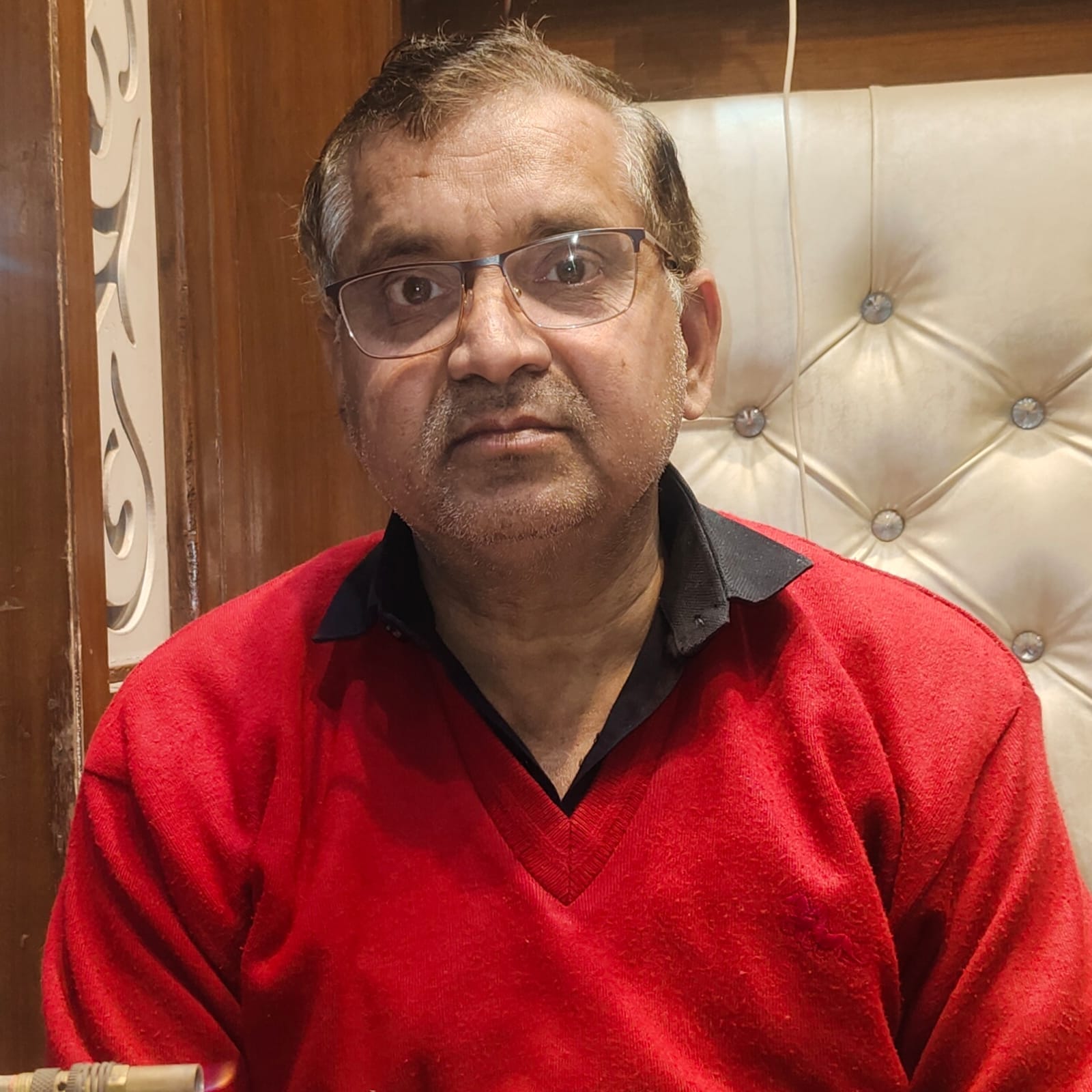 फोटो 15 श्याम सिंह, सराफा कारोबारी।