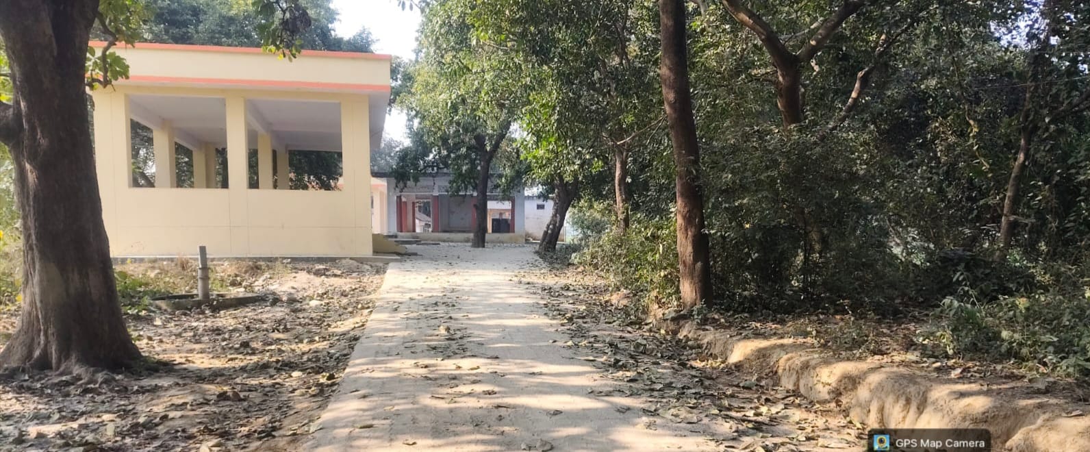 हरिहरपुर के हनुमान मंदिर के पास बन रहा धर्मशाला-संवाद