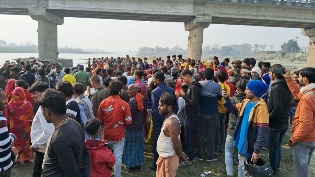 महिला सहित चार का शव बरामद