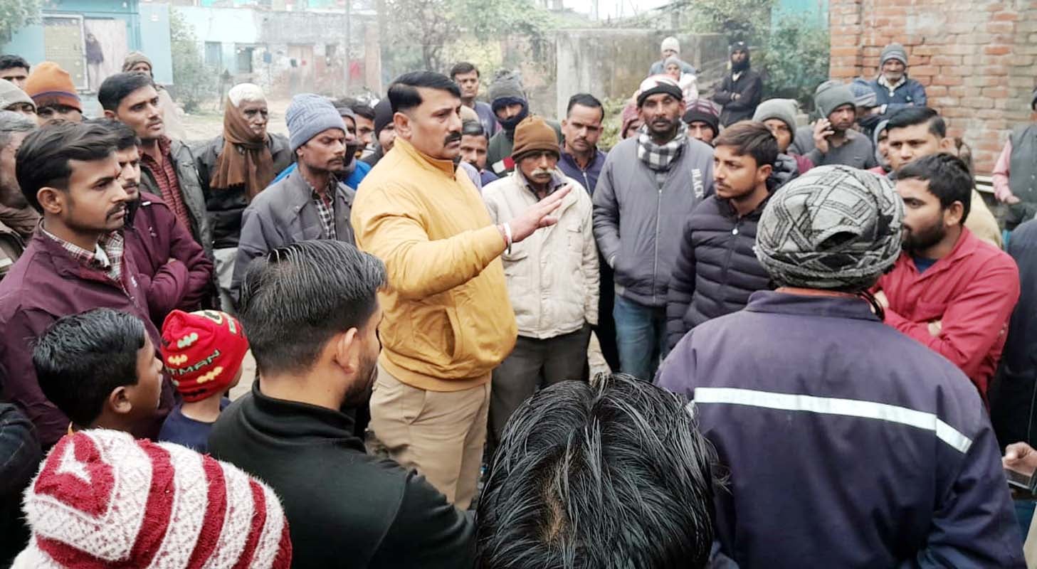 सिल्हुआ के सचिव मिश्रा का फाइल फोटो। स्रोत : परिजन सिल्हुआ के सचिव मिश्रा का फाइल फोटो। स्रोत : परिजन