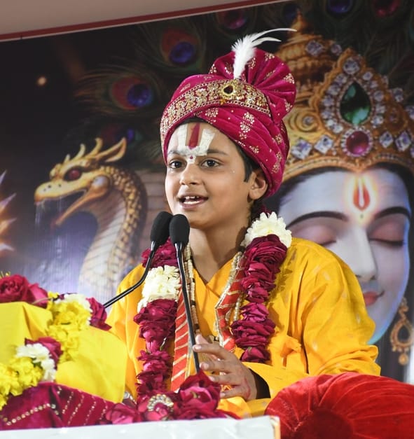 चौक स्थित मठ श्री बड़ी कालीजी मंदिर परिसर में चल रही श्रीमद्भागवत महापुराण कथा के दूसरे दिन बृह