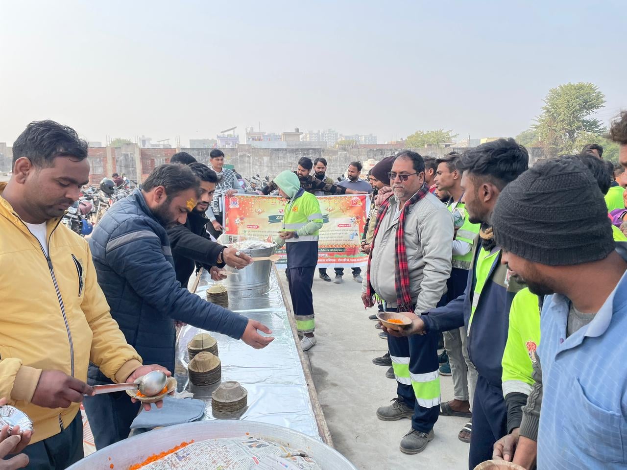 सामाजिक संगठनों, समाजसेवियों, रेजिडेंट वेलफेयर एसोसिएशन (आरडब्ल्यूए) और धार्मिक संस्थानों की ओर सामाजिक संगठनों, समाजसेवियों, रेजिडेंट वेलफेयर एसोसिएशन (आरडब्ल्यूए) और धार्मिक संस्थानों की ओर
