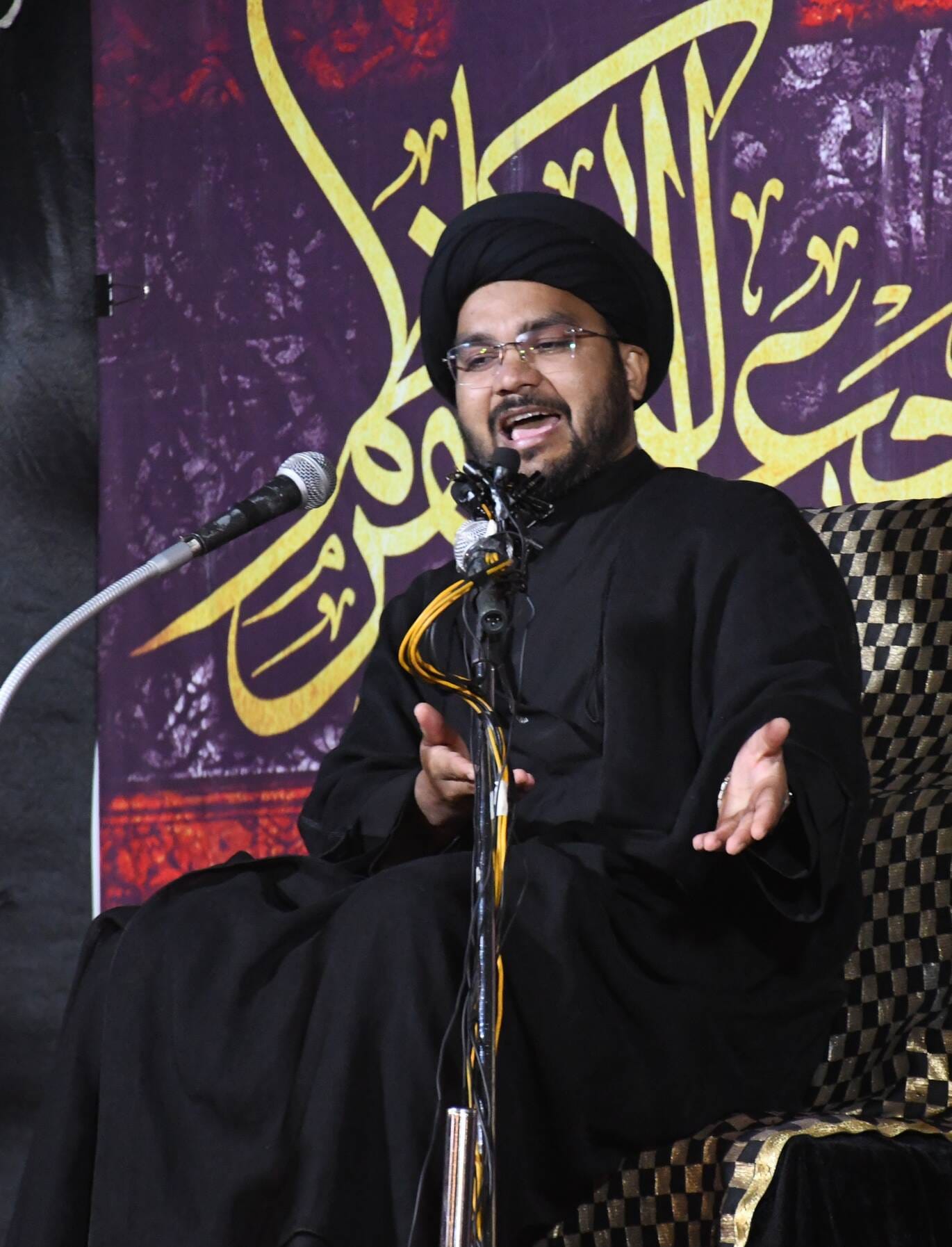 शिया समुदाय के सातवें इमाम हजरत मूसा काजिम की शहादत पर बृहस्पतिवार को शहर के इमामबाड़ों में सैय