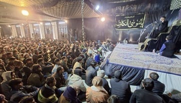 शिया समुदाय के सातवें इमाम हजरत मूसा काजिम की शहादत पर बृहस्पतिवार को शहर के इमामबाड़ों में सैय